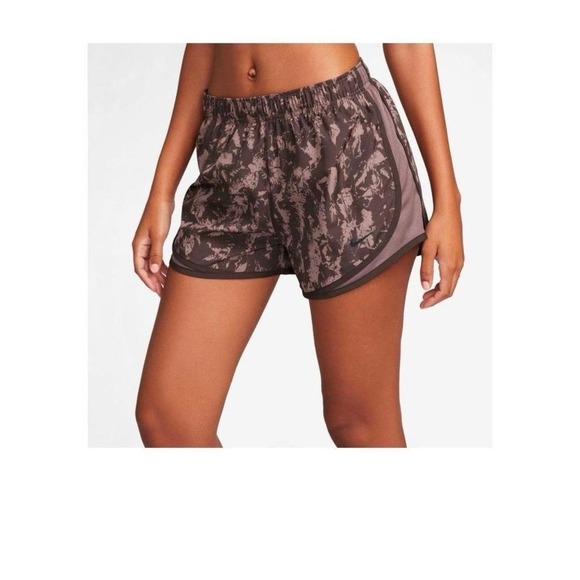 NEW Nike Women's Tempo Dry Core 3'' Running Shorts
Color: smoky mauve medium $45 - Picture 1 of 8